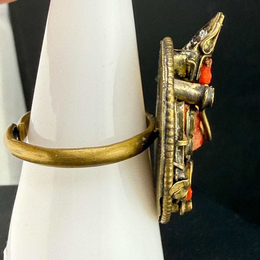 Vintage Coral Ring Brass Tibetan Buddha Ethnic Size 8 - Picture 8 of 15